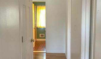 3479 Burbank Dr, Ann Arbor, MI 48105