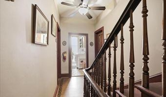 144 W MAIN St, Adamstown, PA 19501