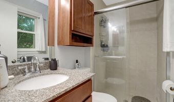 4518 FLINTSTONE Rd, Alexandria, VA 22306