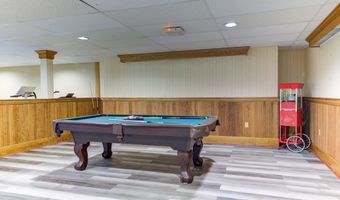 9 University Pl, Amsterdam, NY 12010