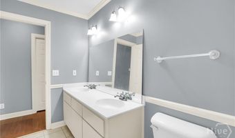 12 Majestic Oaks Cir, Savannah, GA 31406