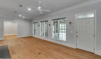121 Poplar Ridge Dr, Brandon, MS 39047