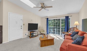 66 Iroquois Dr 24, Absecon, NJ 08201