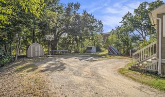 410 Bidwell St, Albion, MI 49224