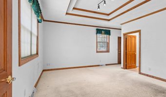 321 E APPLE CREEK Rd, Appleton, WI 54913