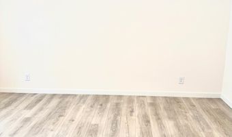 450 Sweetpea Ln, Altoona, WI 54720