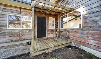 1260 JACKSON Ave SW, Bandon, OR 97411