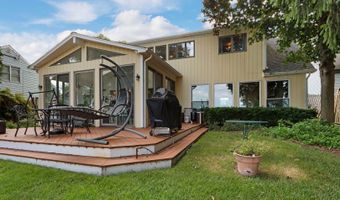 38137 N Bolton Pl, Antioch, IL 60002