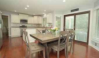 47 Timber Cove Ct, Amherst, NY 14051