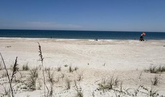53 OCEANSIDE Dr, Atlantic Beach, FL 32233