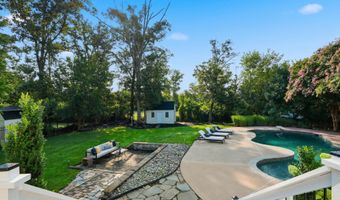 22082 WATER RUN Ct, Ashburn, VA 20148