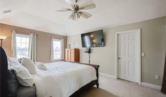 1010 Oakhill Ave, Attleboro, MA 02703