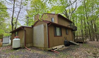 112 Maple Rd, Blakeslee, PA 18610