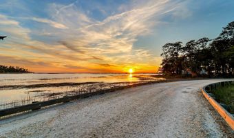 27 Little Jane Way, Beaufort, SC 29906