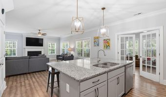 834 Winston Pines Dr, Aberdeen, NC 28315
