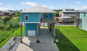4032 Bank St, Bay St. Louis, MS 39520
