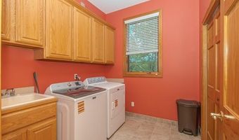 7893 Lantern Dr, Almont Twp., MI 48003