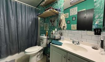112 S College St, Adams, WI 53910