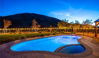 2862 Calmgarden Rd, Acton, CA 93510