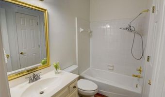 5404 Chaversham Ln, Peachtree Corners, GA 30092