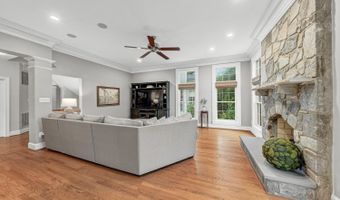 43079 LAGO GALLERIE Ct, Ashburn, VA 20148