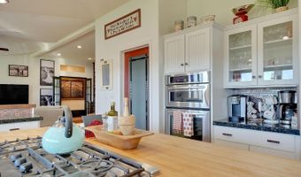 1560 Pinto Dr, Angels Camp, CA 95222