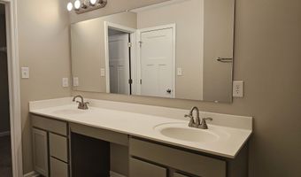 7252 Lockford Walk N, Avon, IN 46123