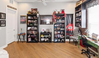 7 Alby St 2, Alton, IL 62002