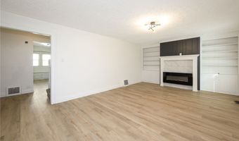 1389 Bryden Dr, Akron, OH 44313