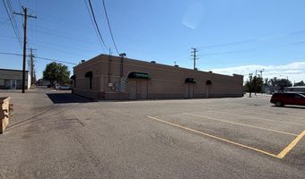 207 S Broadway St, Blackfoot, ID 83221