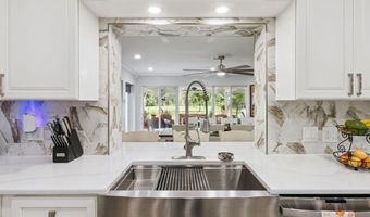 1950 Foxhollow Dr E, Auburndale, FL 33823