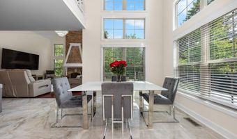 2086 Valleyview Dr, Ann Arbor, MI 48105