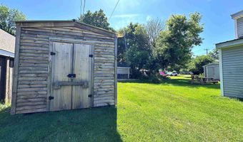 305 Grove St, Bennington, VT 05201
