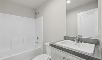 20815 WALNUT St, Aurora, OR 97002