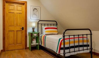 2433 Southfork Rd, Cody, WY 82414