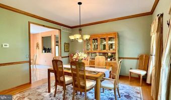 26 POLING FARM Ct, Belle Mead, NJ 08502