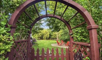 725 Province Line Rd, Allentown, NJ 08501