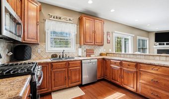 2516 Vanhorn Ct, Allegan, MI 49010