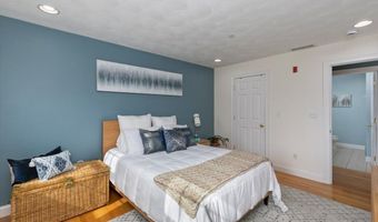 10 Cunningham Ln 204, Billerica, MA 01821