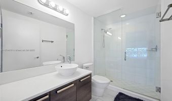 2950 NE 188th St 525, Aventura, FL 33180