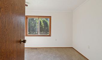4888 W Jackson, Alma, MI 48801