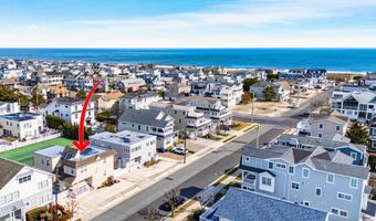 45 W 19th St, Avalon, NJ 08202