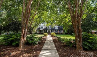 4401 Town And Country Dr, Charlotte, NC 28226