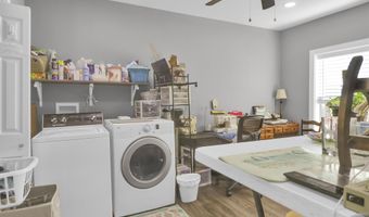554 E San Antonio St, Alto, TX 75925