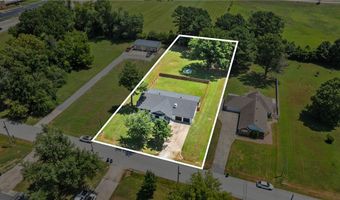 1413 Mayflower Rd, Bentonville, AR 72713