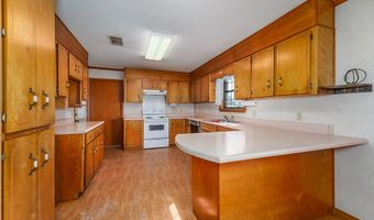 198 MEADOW Rd, Alma, GA 31510