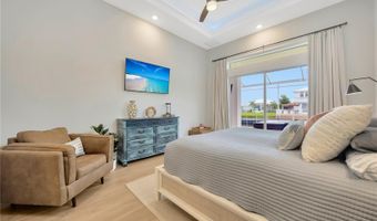 615 R MIRABAY Blvd, Apollo Beach, FL 33572