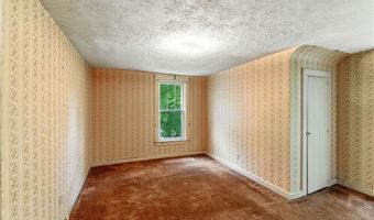 1014 Victory Hwy, North Smithfield, RI 02896