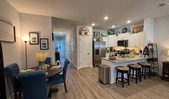 278 The Prado E-4, Apalachicola, FL 32320