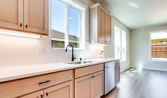 758 NW 28TH St, Battle Ground, WA 98604